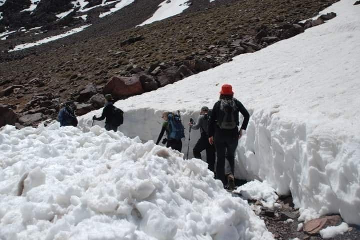 Deep snow mountain expedition