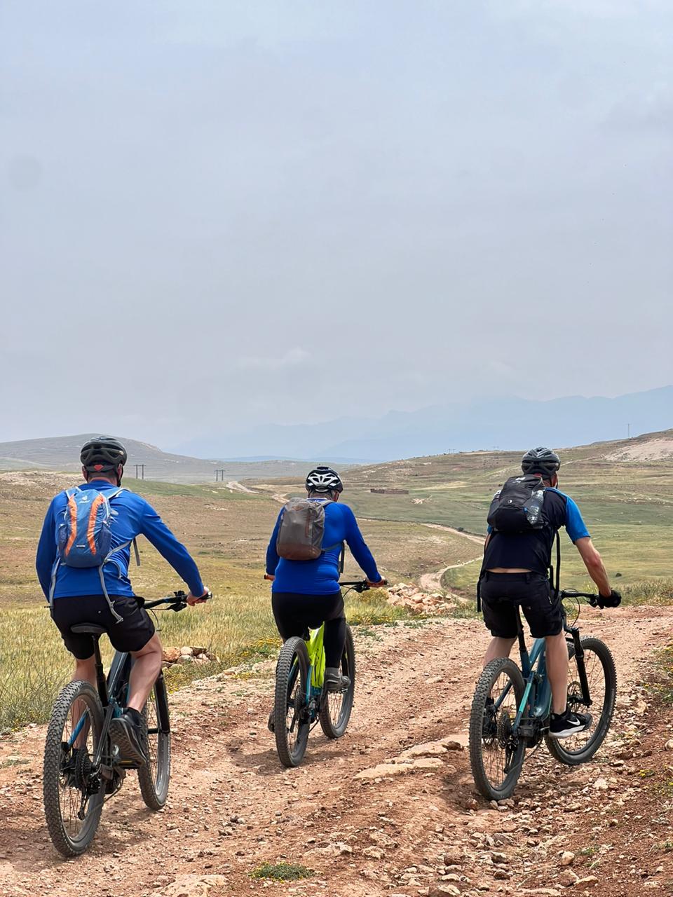High plateau biking expedition